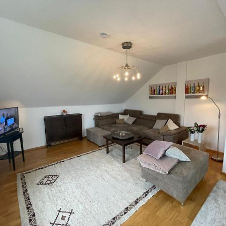 Grosszuegige Ferienwohnung Am Stadtrand Von Φούλντα Εξωτερικό φωτογραφία